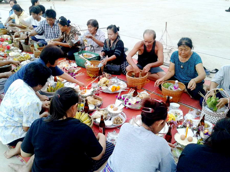 พิธีสู่ขวัญข้าว ชาวไทยพวน อ.บางปลาม้า 2559