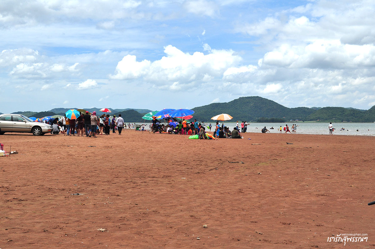 ทะเลสุพรรณ หาดทรายท้ายเขื่อนกระเสียว ด่านช้าง สุพรรณบุรี